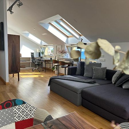 Bustos Home Apartamento Хихон Экстерьер фото